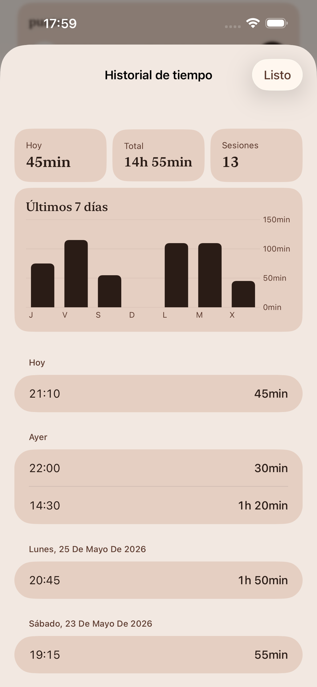 Pantalla del historial de tiempo con totales de hoy, total acumulado y sesiones, un gráfico de barras de 7 días y la lista de sesiones pasadas con su duración.